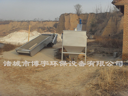 【回转式格栅除污机】的工作原理和维护注意事项