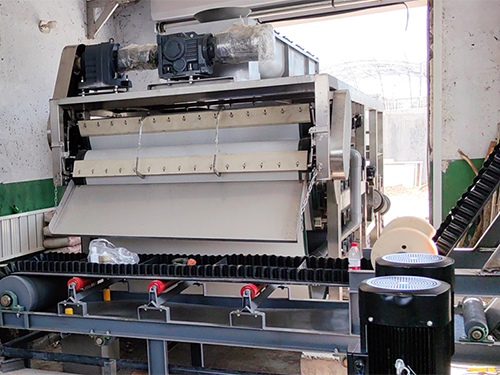 高压深度脱水机-市政污泥处理