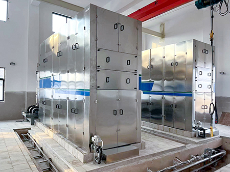 【一体式污泥深度脱水机】的核心特性如何适配行业需求？